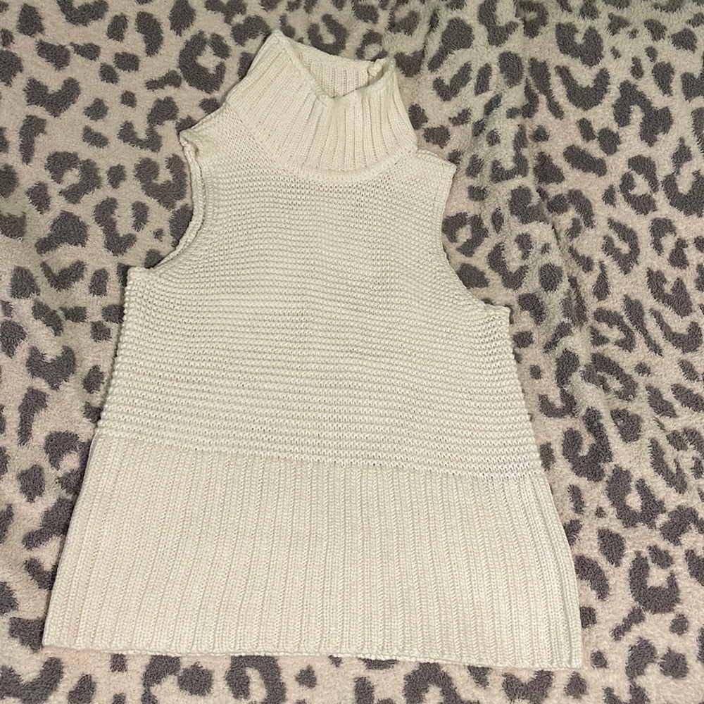Never worn knitted sweater